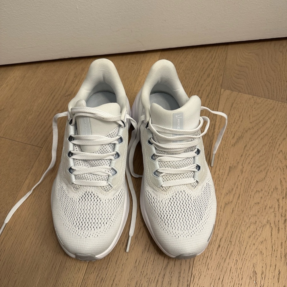 Brand New Nike White Air Zoom Pegasus 41 running shoes